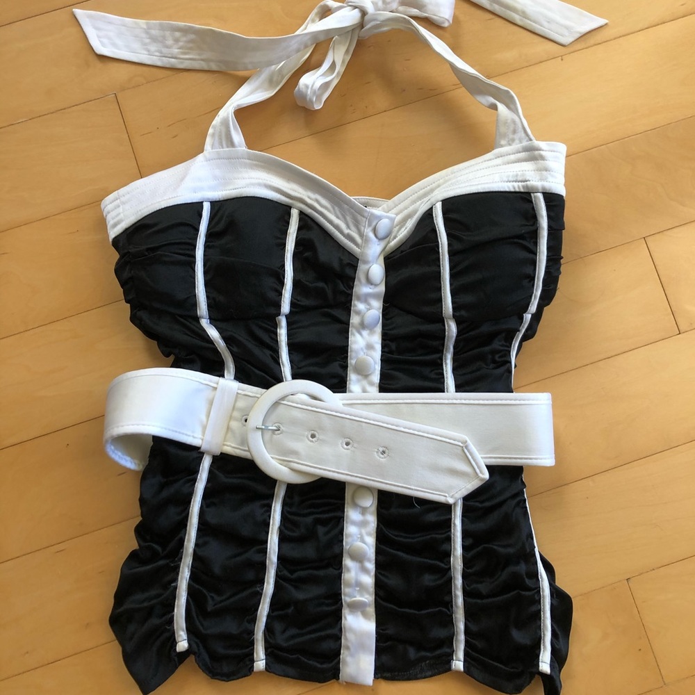 🎊SOLD SOLD🎊Sexy Bebe tie neck Top